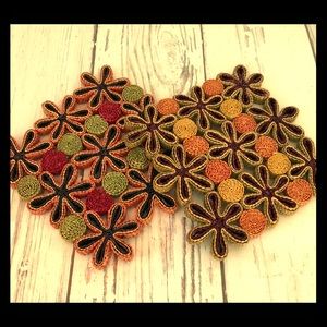 Lot of 2 VTG woven hot plate trivets wall decor